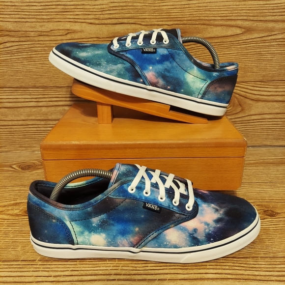Vans Shoes - Pre-owned vans classic cosmic galaxy lows